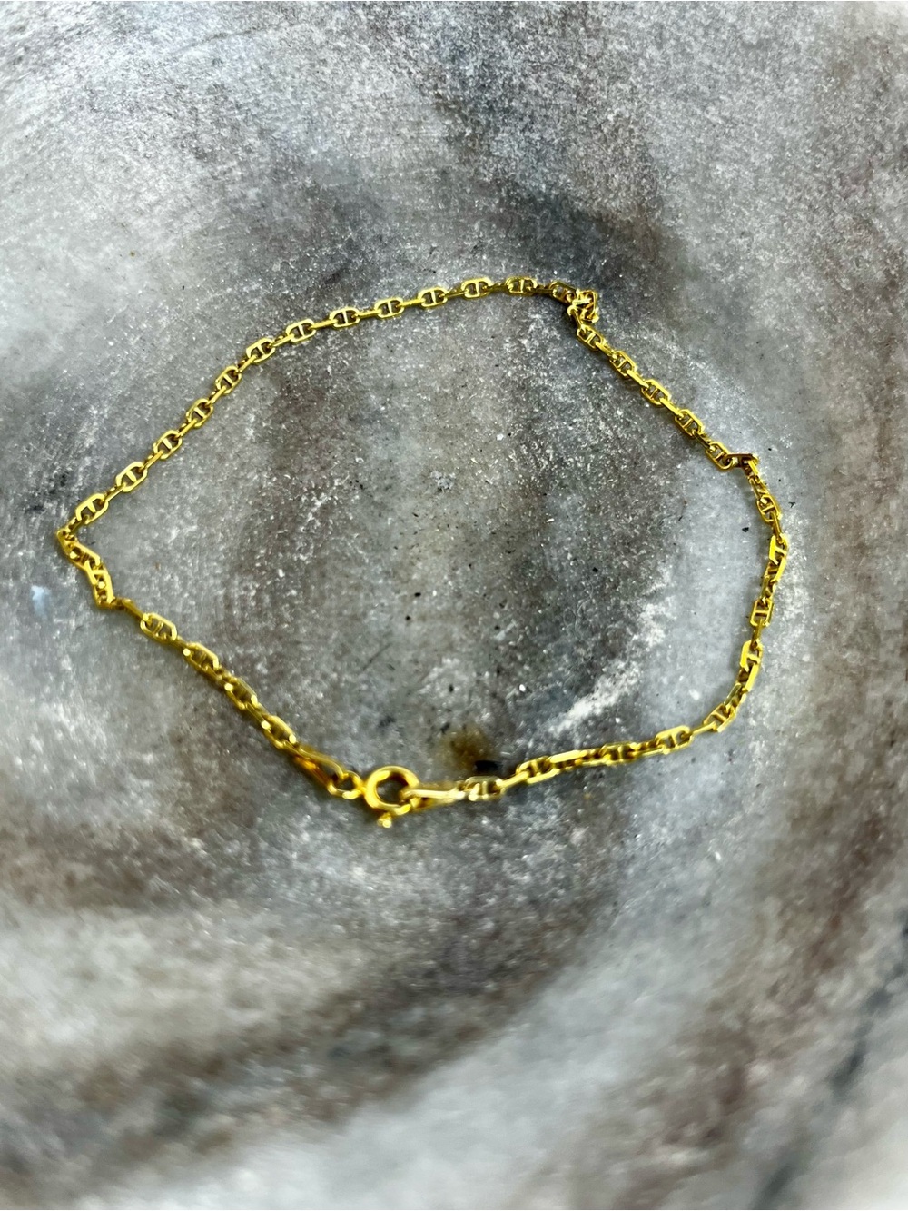 Gold Link Chain Anklet/Bracelet - Elegant Thin Figaro Style - Picture 1 of 3